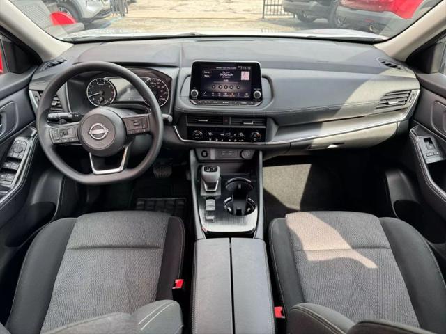 2024 Nissan Rogue SV FWD