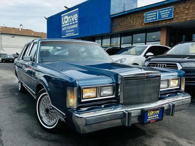1988 Lincoln Town Car Base 4dr Sedan for sale in Chesapeake, VA