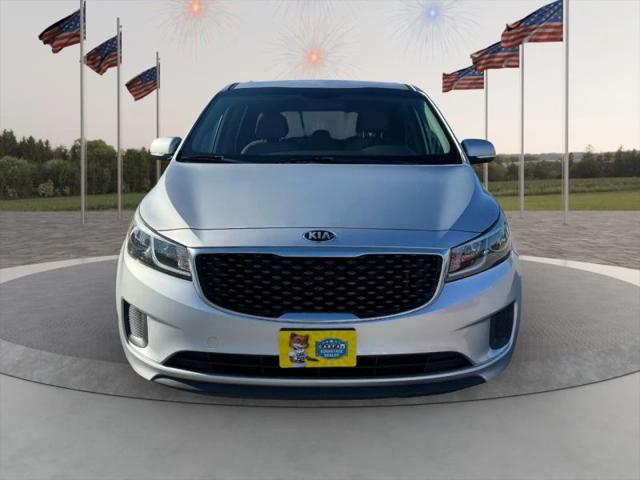 2015 Kia Sedona LX
