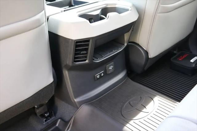 2025 Toyota Tundra Limited CrewMax 6.4' Bed