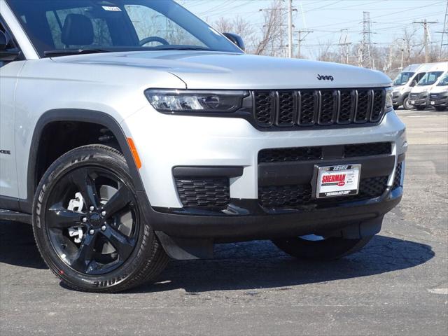2025 Jeep Grand Cherokee GRAND CHEROKEE L ALTITUDE X 4X4