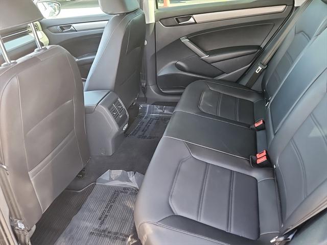 2022 Volkswagen Passat 2.0T SE