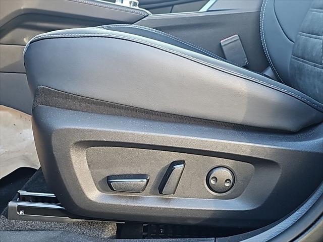 2025 Mitsubishi Outlander PHEV SE S-AWC