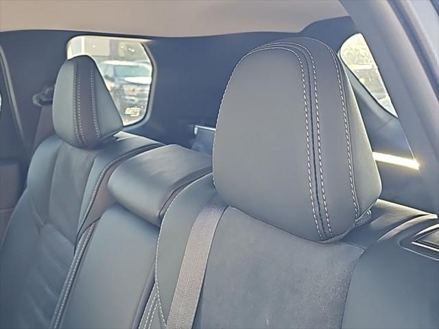 2025 Mitsubishi Outlander PHEV SE S-AWC
