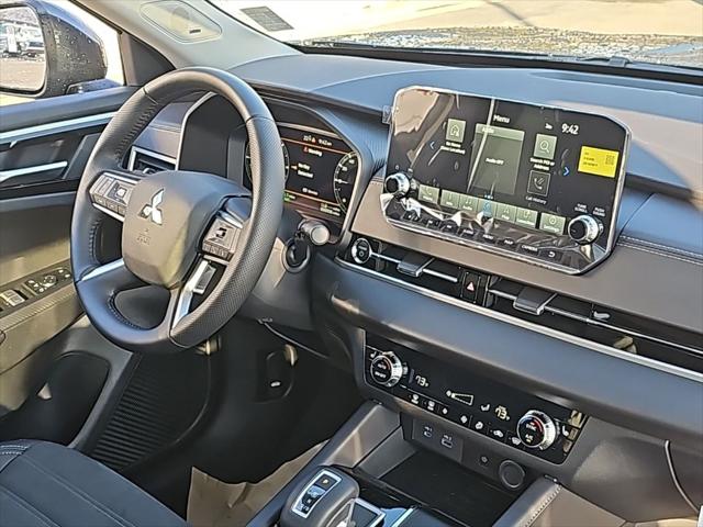 2025 Mitsubishi Outlander PHEV SE S-AWC