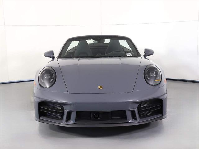 2025 Porsche 911 Carrera Cabriolet