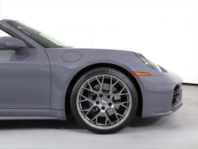 2025 Porsche 911 Carrera Cabriolet