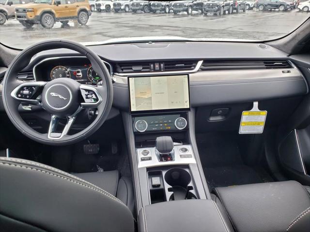 2025 Jaguar F-PACE R-Dynamic S P400 AWD Automatic