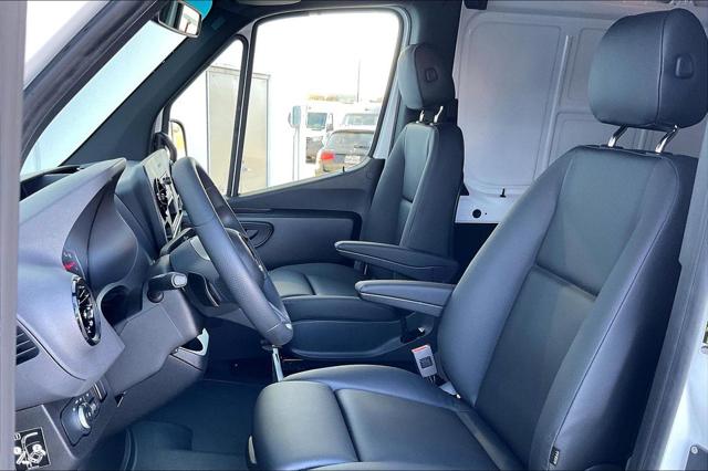 2025 Mercedes-Benz Sprinter 2500 Standard Roof 4-Cyl Diesel HO