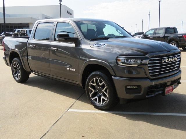 2025 RAM Ram 1500 RAM 1500 LARAMIE CREW CAB 4X4 57 BOX