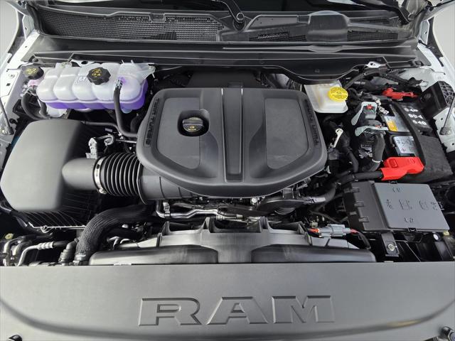 2025 RAM Ram 1500 RAM 1500 BIG HORN CREW CAB 4X4 64 BOX