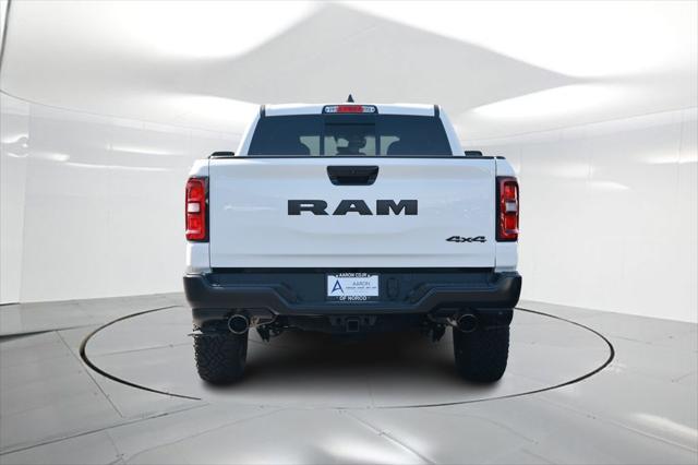 2025 RAM Ram 1500 RAM 1500 WARLOCK CREW CAB 4X4 57 BOX