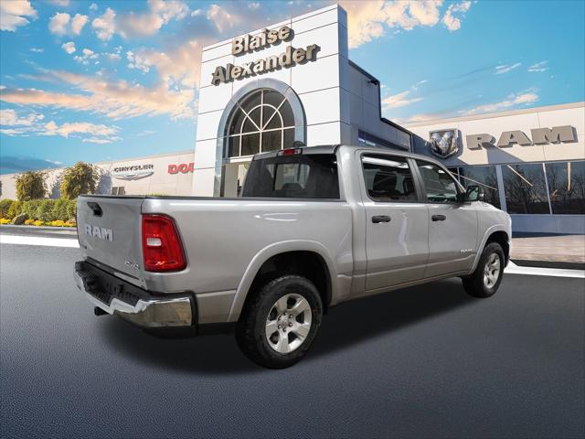 2025 RAM Ram 1500 RAM 1500 BIG HORN CREW CAB 4X4 57 BOX