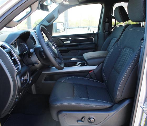 2025 RAM Ram 1500 RAM 1500 LONE STAR CREW CAB 4X4 57 BOX