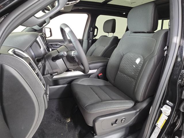 2025 RAM Ram 1500 RAM 1500 BIG HORN CREW CAB 4X2 57 BOX