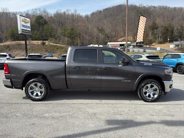 2025 RAM Ram 1500 RAM 1500 BIG HORN CREW CAB 4X4 64 BOX