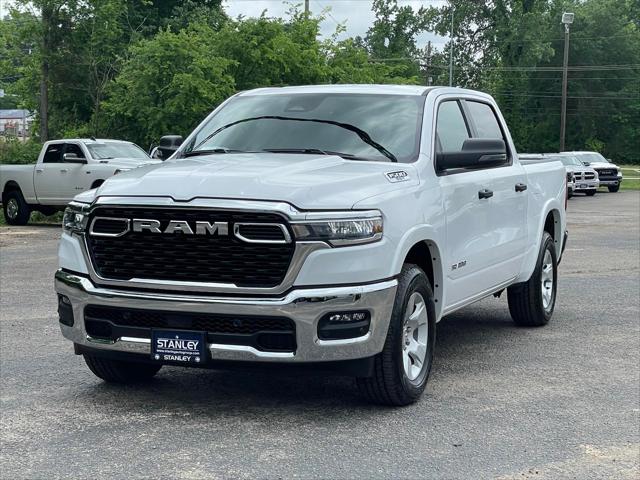 2025 RAM Ram 1500 RAM 1500 LONE STAR CREW CAB 4X4 57 BOX