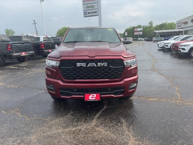 2025 RAM Ram 1500 RAM 1500 LONE STAR CREW CAB 4X4 57 BOX