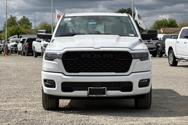 2025 RAM Ram 1500 RAM 1500 TRADESMAN CREW CAB 4X4 57 BOX