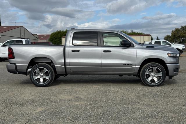 2025 RAM Ram 1500 RAM 1500 TRADESMAN CREW CAB 4X4 57 BOX