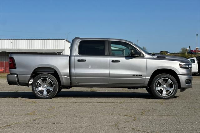 2025 RAM Ram 1500 RAM 1500 TRADESMAN CREW CAB 4X4 57 BOX
