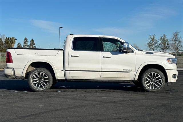 2025 RAM Ram 1500 RAM 1500 LIMITED CREW CAB 4X4 57 BOX