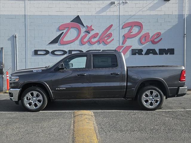 2025 RAM Ram 1500 RAM 1500 LONE STAR CREW CAB 4X4 57 BOX