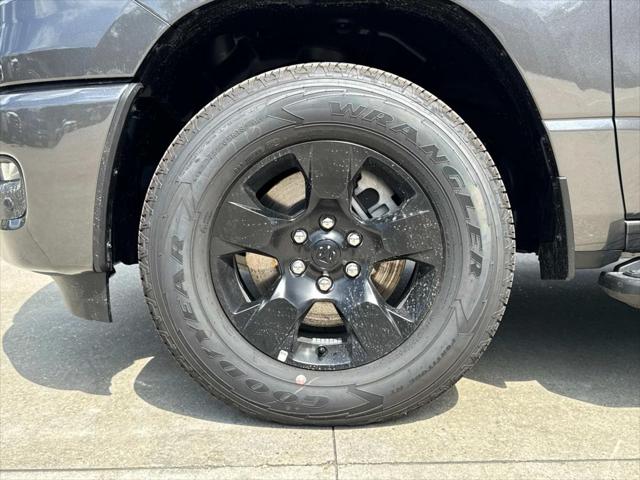 2025 RAM Ram 1500 RAM 1500 TRADESMAN CREW CAB 4X4 57 BOX