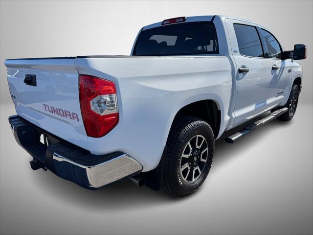 2017 Toyota Tundra SR5 5.7L V8
