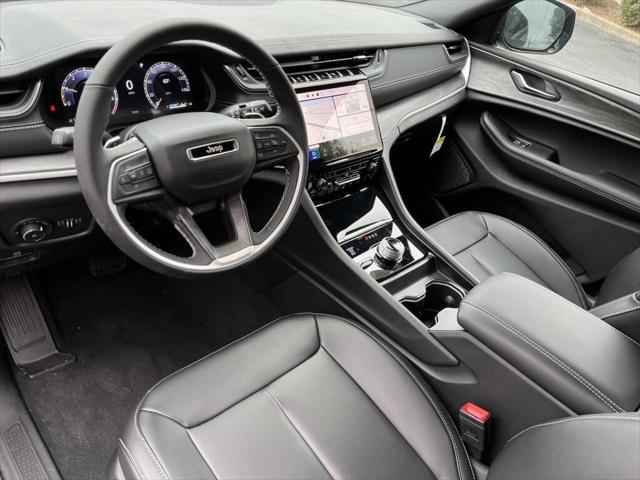 2024 Jeep Grand Cherokee GRAND CHEROKEE L LIMITED 4X4