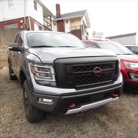 2020 Nissan TITAN Crew Cab PRO-4X 4x4