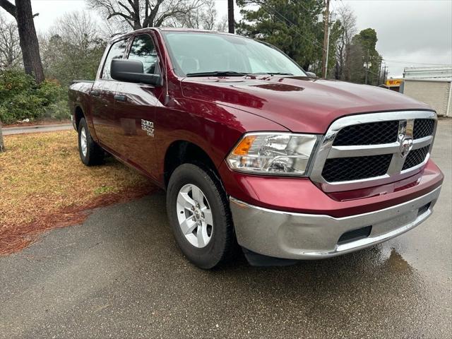 2022 RAM 1500 Classic SLT Crew Cab 4x4 57 Box