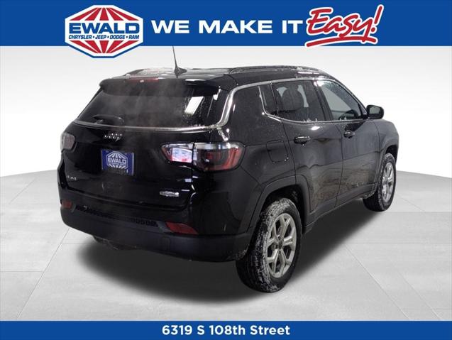2025 Jeep Compass COMPASS LATITUDE 4X4