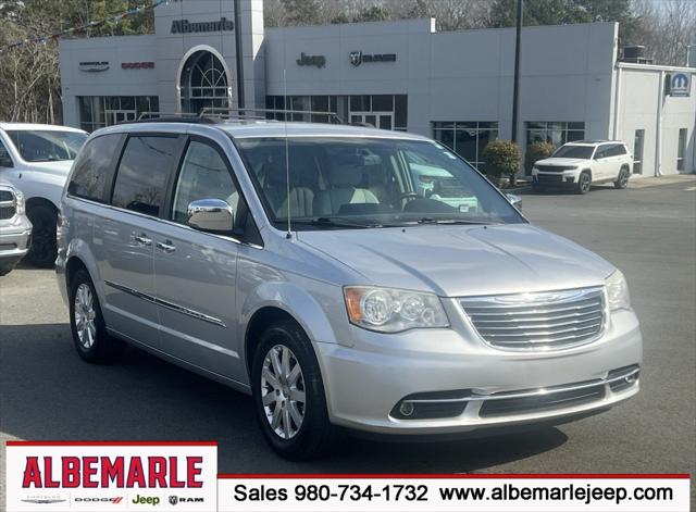 2012 Chrysler Town and Country Touring-L