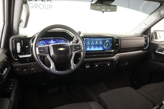 2022 Chevrolet Silverado 1500 2WD Crew Cab Short Bed LT