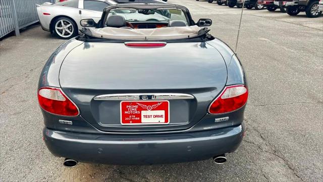 2005 Jaguar XK8 Standard