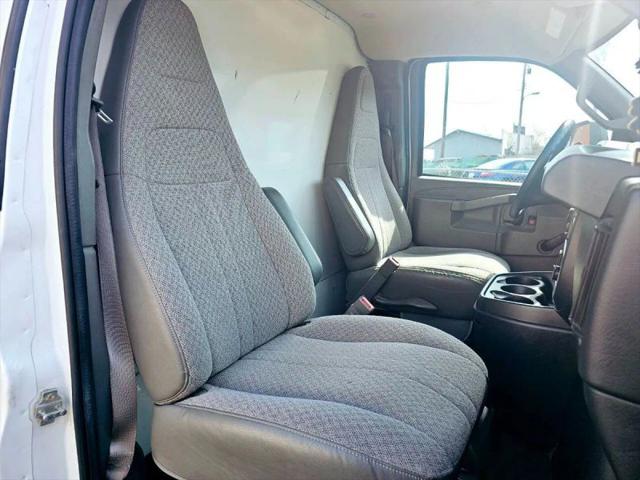 2019 Chevrolet Express Cutaway 4500 Work Van