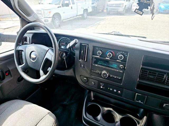 2019 Chevrolet Express Cutaway 4500 Work Van
