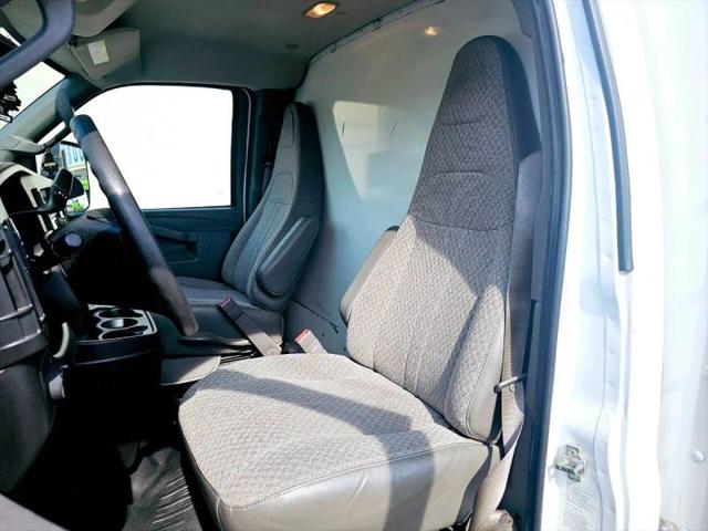 2019 Chevrolet Express Cutaway 4500 Work Van
