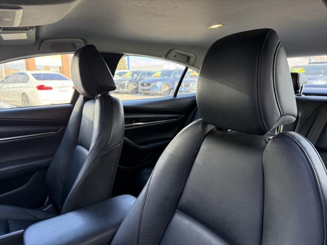 2021 Mazda Mazda3 Select