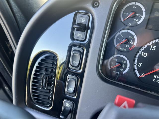2015 Freightliner P4xl SPORTCHASSIS