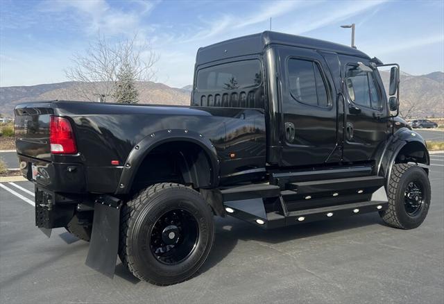 2015 Freightliner P4xl SPORTCHASSIS