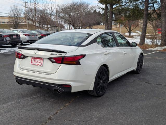 2022 Nissan Altima SR FWD