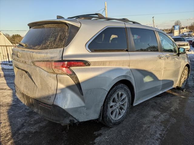 2022 Toyota Sienna XLE