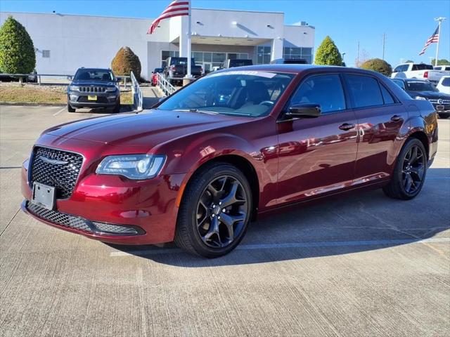 2021 Chrysler 300 Touring