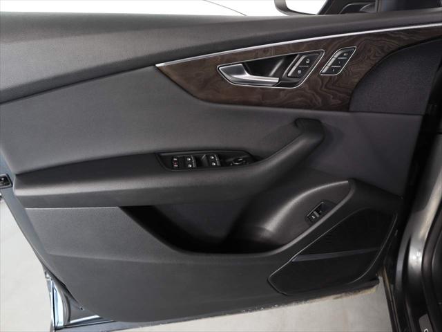 2019 Audi Q8 55 Premium