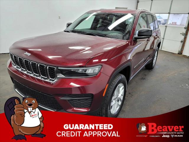 2025 Jeep Grand Cherokee GRAND CHEROKEE LAREDO X 4X4