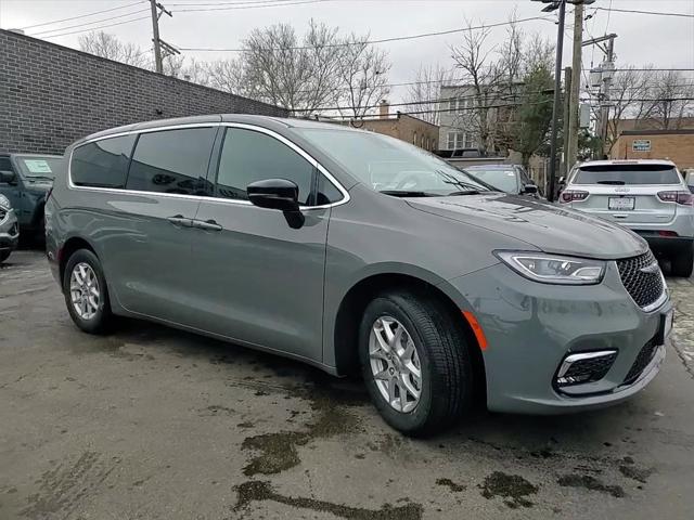 2025 Chrysler Pacifica PACIFICA SELECT