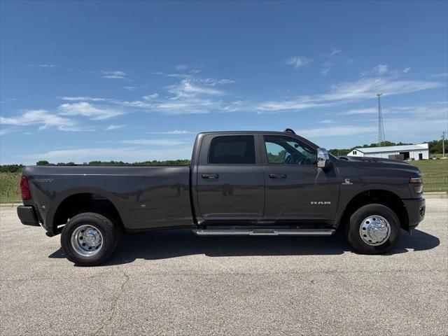2025 RAM Ram 3500 RAM 3500 LARAMIE CREW CAB 4X4 8 BOX