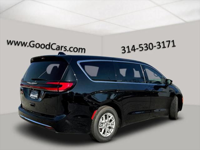 2025 Chrysler Pacifica PACIFICA SELECT